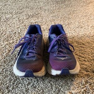 women’s purple hokas